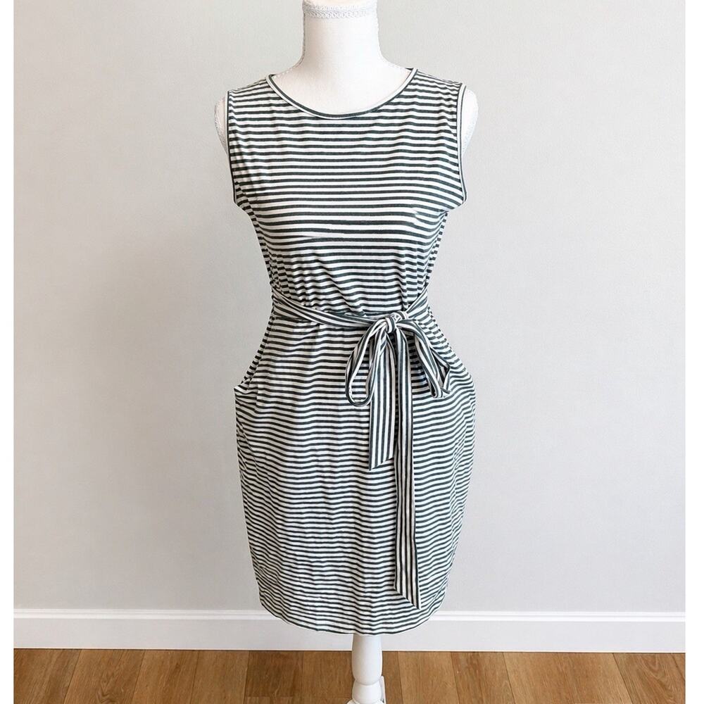 UVN Striped Sleeveless Belted Shift Dress Black White Pockets Size S